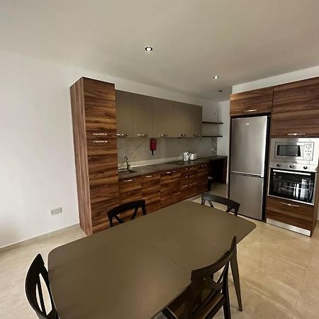 Ferienwohnung Duplex Penthouse In Gzira Sleeps 6 Exterior foto
